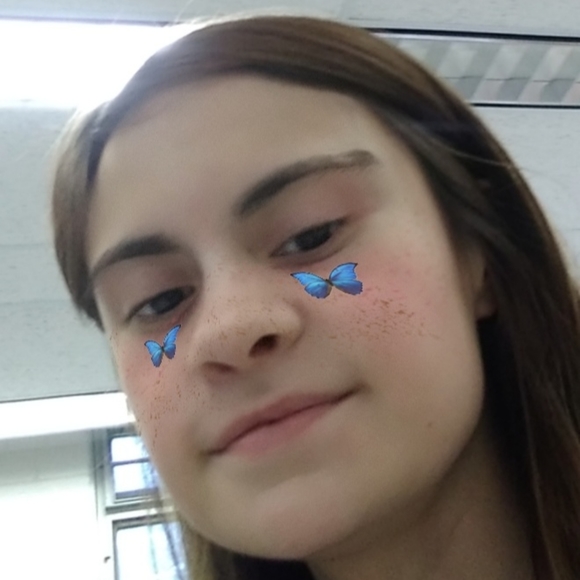 Meet your Posher, Zoey - Picture 2 of 3